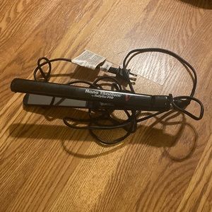 Nano Titanium BaByliss Pro straightener